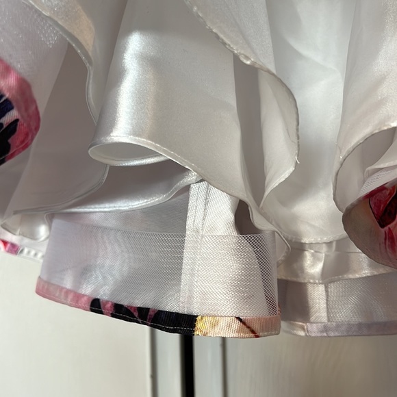 Dave & Johnny Short Two Piece Prom Dress Size 5/6 Never Worn - Picture 5 of 9